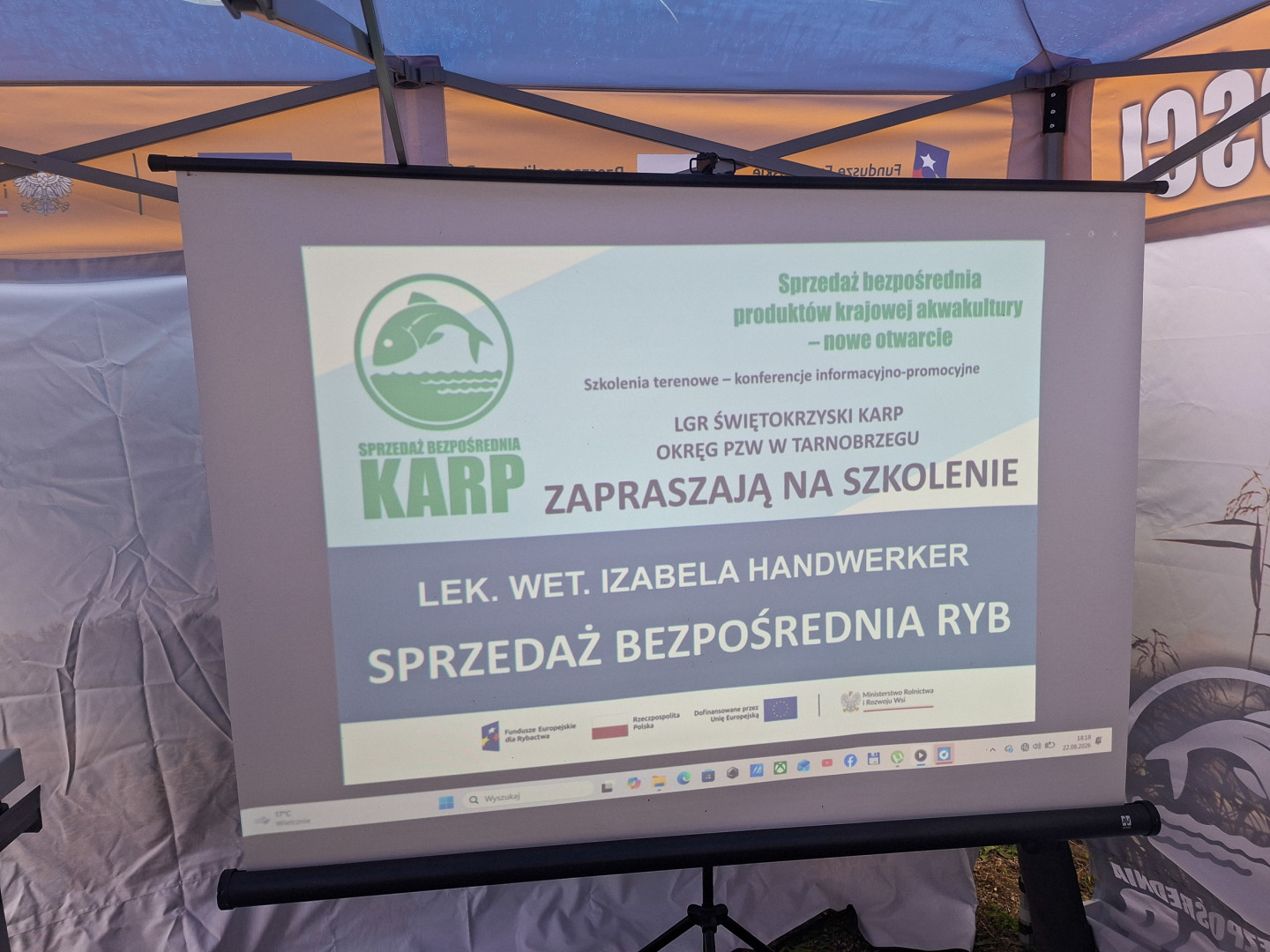 Stoisko Karpia sprzedaży bezpośredniej